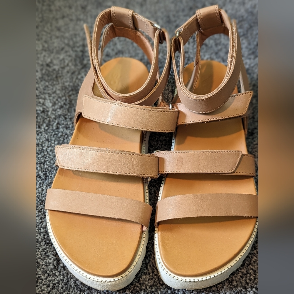 Sorel Roaming Strappy Sandal